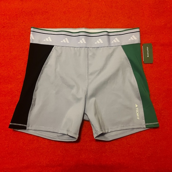 Adidas baby blue, green and black techfit colour-block bike short NWT - Picture 3 of 12